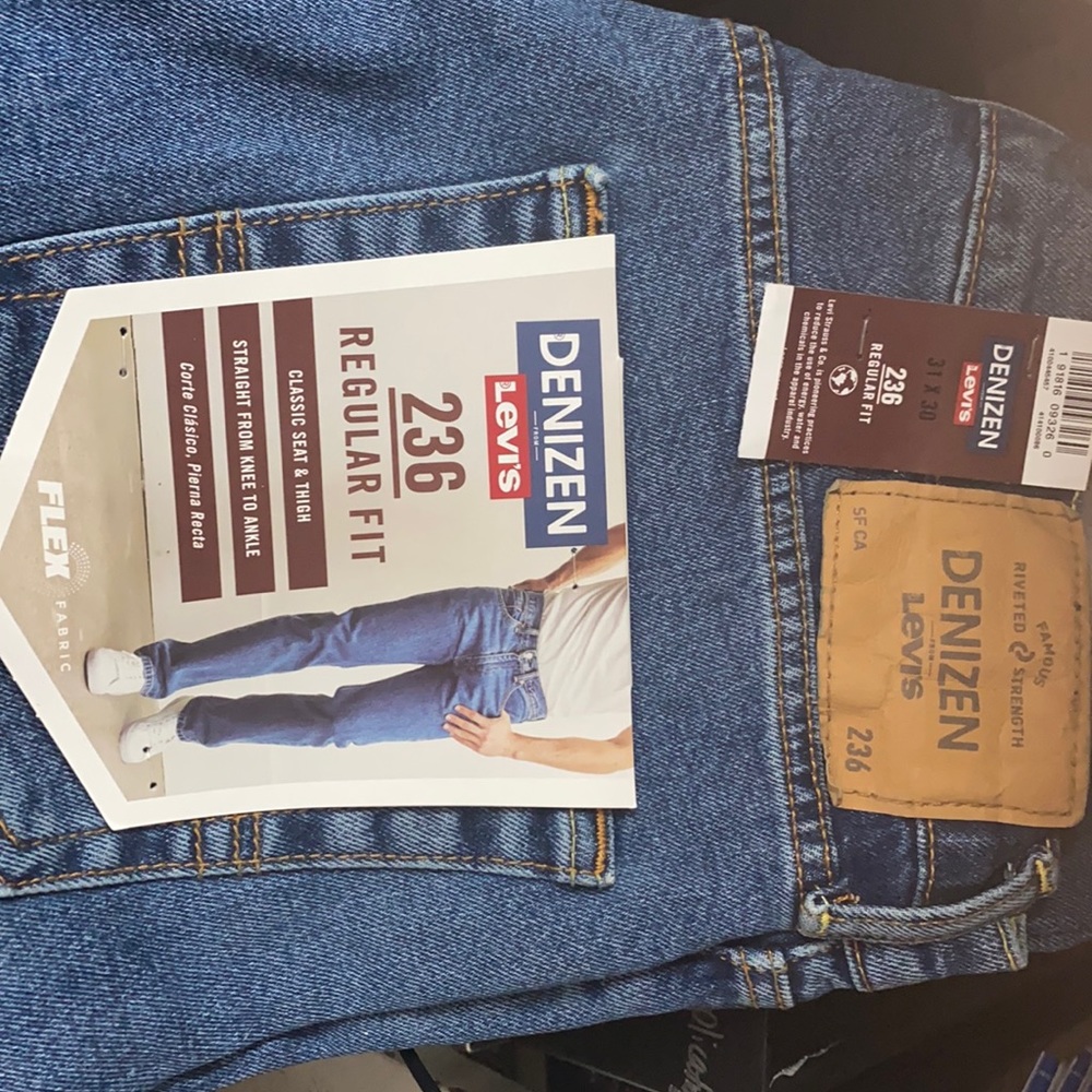 Denizen Levi’s jeans